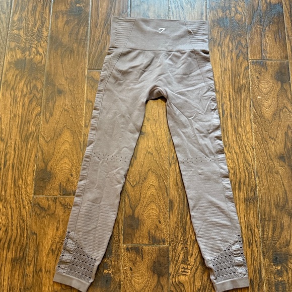 Gymshark seamless high waisted pastel lilac leggings, size small - Picture 7 of 7